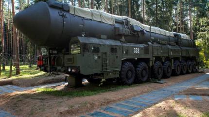 Минобороны: три полка ракетных комплексов "Ярс" заступят на дежурство в декабре этого года Минобороны: три полка ракетных комплексов "Ярс" заступят на дежурство в декабре этого года
