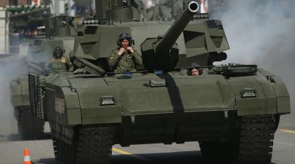 Топ-5 современных танков: российский Т-14 против американского M1A2 Abrams Топ-5 современных танков: российский Т-14 против американского M1A2 Abrams