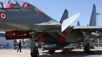 Индия создает «потенциал раннего удара» в виде самолетов Су-30МКИ и КР «Брамос» Индия создает «потенциал раннего удара» в виде самолетов Су-30МКИ и КР «Брамос»