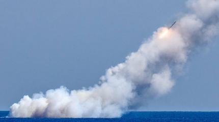 Подлодка «Великий Новгород» «Калибрами» уничтожила базы боевиков в Сирии Подлодка «Великий Новгород» «Калибрами» уничтожила базы боевиков в Сирии