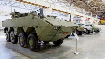 Российской колесной БМП К-17 "Бумеранг" существенно усилили бронезащиту