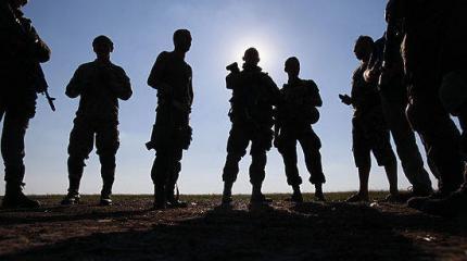 "Киборгов" в донецком аэропорту поменяют на новых "Киборгов" в донецком аэропорту поменяют на новых