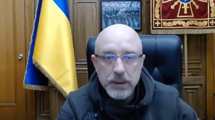 Уходящий министр обороны Украины пообещал не обстреливать территорию России