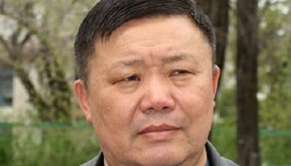 Токтогул Какчекеев: Кыргызстанцам лучше служить в России, а не в ИГИЛ Токтогул Какчекеев: Кыргызстанцам лучше служить в России, а не в ИГИЛ