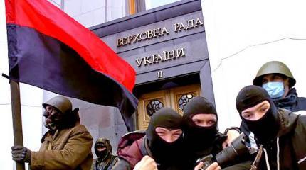 Киев во власти штурмовиков и террористов