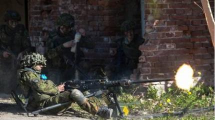 Эстония: платить НАТО миллионы, чтобы та «отпугивала российского врага»