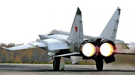 Су и МиГ идут на перехват американцев Су и МиГ идут на перехват американцев