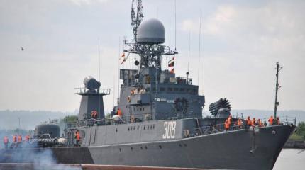 МПК «Уренгой» и «Зеленодольск» отразили «атаку» Су-24 и Ка-27 МПК «Уренгой» и «Зеленодольск» отразили «атаку» Су-24 и Ка-27