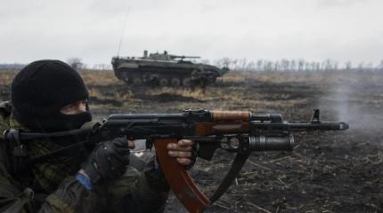 ВСУшники обстреляли безоружных волонтеров и АТОшников ВСУшники обстреляли безоружных волонтеров и АТОшников