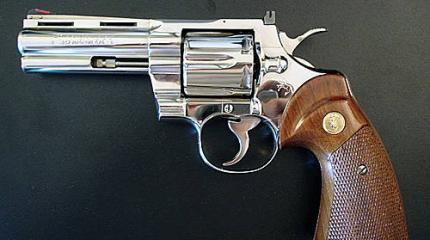 Револьвер Colt «Python»