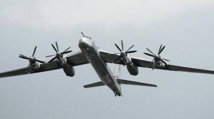 Истребители ВВО выполнили задачи по сопровождению ракетоносцев Ту-95