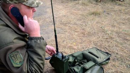Украина закупила армейские рации, которые Россия успешно глушила в Карабахе Украина закупила армейские рации, которые Россия успешно глушила в Карабахе
