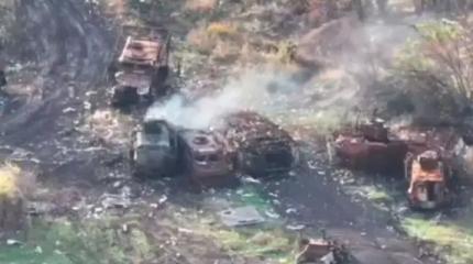 Опубликовано видео с места уничтожения крупной колонны техники ВСУ Опубликовано видео с места уничтожения крупной колонны техники ВСУ