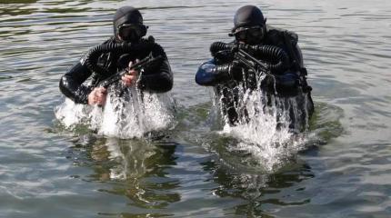 Минобороны РФ покажет шоу с роботами и боевыми пловцами Минобороны РФ покажет шоу с роботами и боевыми пловцами