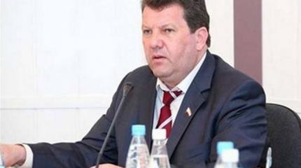 Куницын увидел раздетых военных в Камазах с гуманитарной помощью Куницын увидел раздетых военных в Камазах с гуманитарной помощью