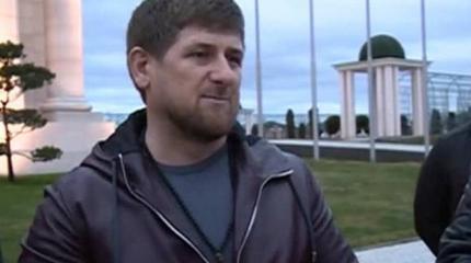 Боевик Магомадов сдался лично главе Чечни Рамзану Кадырову Боевик Магомадов сдался лично главе Чечни Рамзану Кадырову