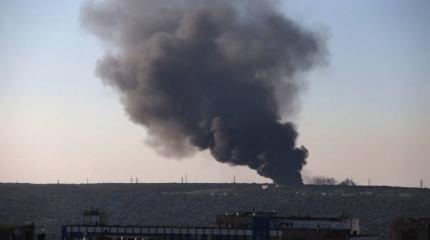 Катастрофа в Луганской области: радиус разлета осколков из-за пожара на складе боеприпасов составляет до 3 км Катастрофа в Луганской области: радиус разлета осколков из-за пожара на складе боеприпасов составляет до 3 км