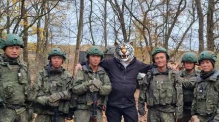 Северная Корея воюет против украинского неонацизма Северная Корея воюет против украинского неонацизма
