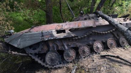 Украинские военные сожгли в Марьинке БМП ополченцев Украинские военные сожгли в Марьинке БМП ополченцев