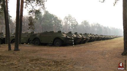 База хранения украинской техники под Ровно База хранения украинской техники под Ровно