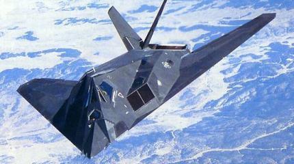 F-117A или F-35: СМИ США строят теории, какой самолет разбился в пустыне