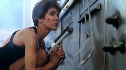 Desert Eagle: самый бесполезный пистолет в мире Desert Eagle: самый бесполезный пистолет в мире