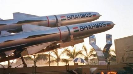 Мировой рекорд: крылатая ракета BrahMos успешно прошла более 70 испытаний