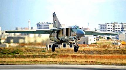 ВВС Сирии атакуют боевиков на северо-западе города Алеппо ВВС Сирии атакуют боевиков на северо-западе города Алеппо