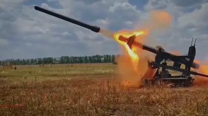 Младшая сестра ТОС-1 "Буратино" - НРТК "Мальвина" бьет вакуумными снарядами