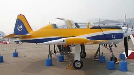 Як-152 готовится к первому полету Як-152 готовится к первому полету