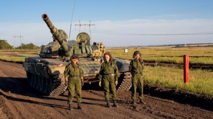 Суровые танки в женских руках Суровые танки в женских руках