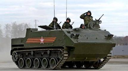 В России проходят испытания машины противотанковой артиллерии "Робот" В России проходят испытания машины противотанковой артиллерии "Робот"
