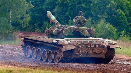 Уничтожение позиций ВСУ танком Т-72Б3 с ближней дистанции попало на видео