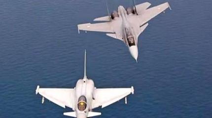 Британия устроила тренировочные бои с истребителями российского производства Британия устроила тренировочные бои с истребителями российского производства