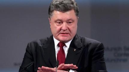 Порошенко: Русские забрали наше основное оружие для войны