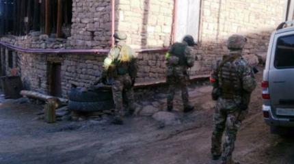 В Дагестане задержаны пособники ИГ, готовящие теракты в РФ В Дагестане задержаны пособники ИГ, готовящие теракты в РФ