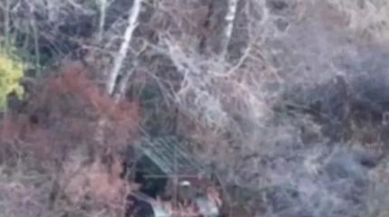 Подкравшийся дрон-камикадзе вызвал мощный взрыв установки БМ-21 "Град" ВСУ Подкравшийся дрон-камикадзе вызвал мощный взрыв установки БМ-21 "Град" ВСУ