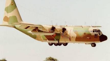 Самолеты США доставили в Харьков две установки системы залпового огня Самолеты США доставили в Харьков две установки системы залпового огня