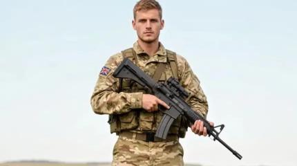 Попавший в русский плен британский наёмник проклял Лондон