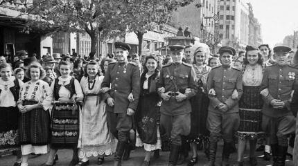 Освободить Белград! Освободить Белград!