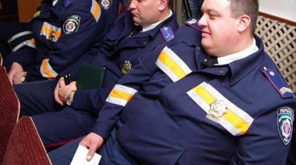 США обучат украинских «копов» США обучат украинских «копов»
