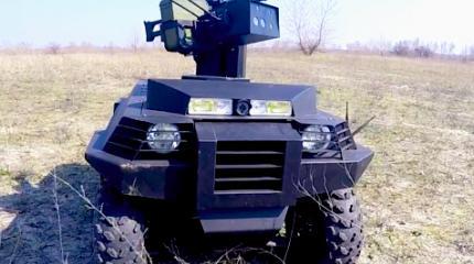 Украинская боевая «Ласка» с русским пулемётом Калашникова калибра 7,62-мм Украинская боевая «Ласка» с русским пулемётом Калашникова калибра 7,62-мм