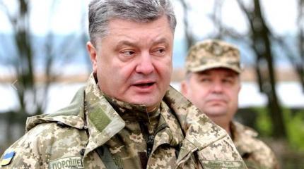 Порошенко объявил себя участником боевых действий Порошенко объявил себя участником боевых действий