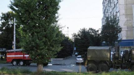 Боевики отказались сдаться: перестрелка в Нальчике продолжается Боевики отказались сдаться: перестрелка в Нальчике продолжается