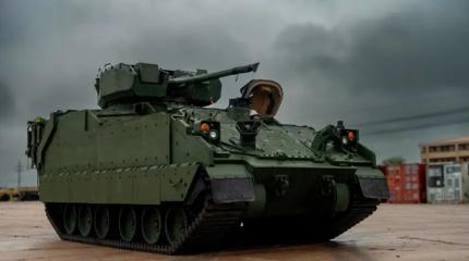 Созданные на базе Bradley бронемашины AMPV-30 способны бороться с дронами