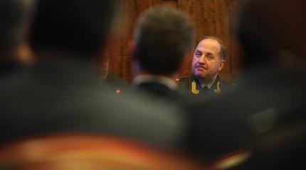 Разведка среди своих Разведка среди своих