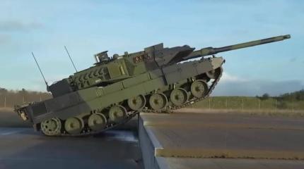 Глава Минобороны Украины заявил о начале обучения танкистов на Leopard 2