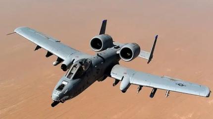Кроме F-15E американцы потеряли еще штурмовик A-10