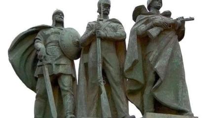 Навечно в памяти народной героев наших имена