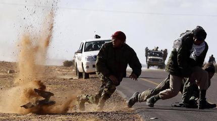 Боевики ДАИШ сложили оружие Боевики ДАИШ сложили оружие